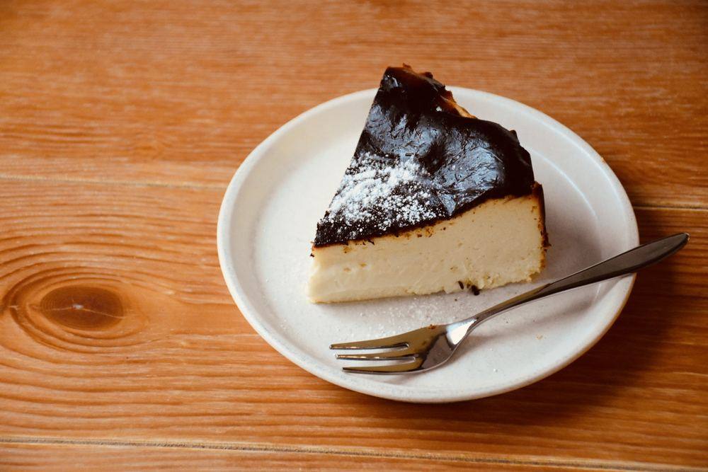 バスクチーズケーキ